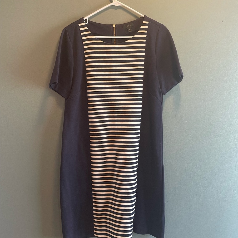 J. CREW🐚STRIPED AND SOLID KNIT SHIFT DRESS🐚